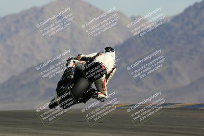 media/May-15-2022-SoCal Trackdays (Sun) [[33a09aef31]]/Turn 9 Backside Set 2 (930am)/